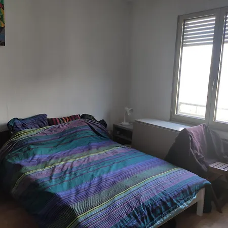 Location Studio Proche Centre Pompidou, Centre De Apartment Paris